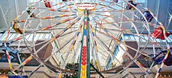 Scheels Ferris Wheel