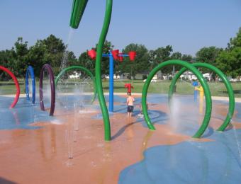 Fairmount Park Splash Pad with Kid