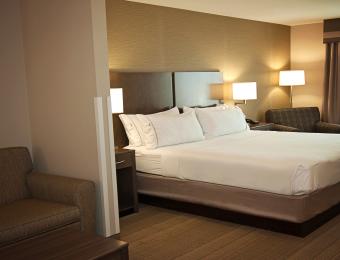Holiday Inn Exp NE King Visit Wichita