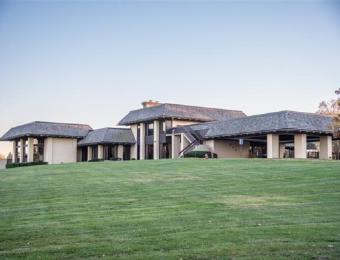 Crestview CC Outdoor Bldg Visit Wichita