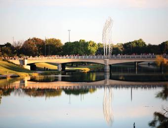 Prairie Fire Marathon 2015_Bridge_Greater Wichita Sports Commission