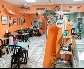 Bay Street Seafood Market Amp Grill Daytona Beach Fl 32114
