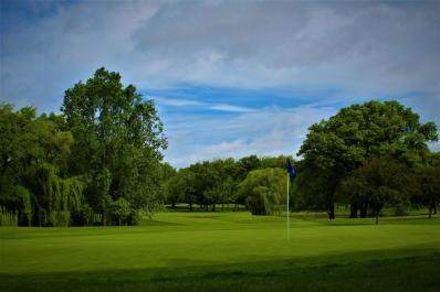 Green Oaks
