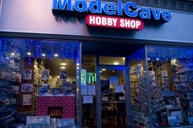 modelcave1.jpg