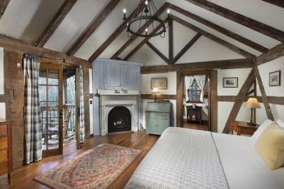 Half-Mile Farm Cabin