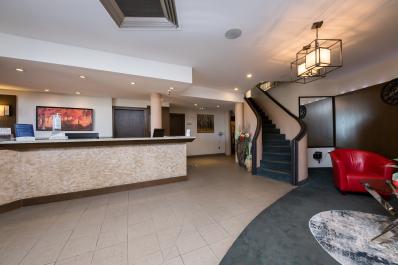 Ramada 2022 Lobby