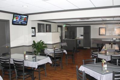 PINE HILLS COUNTRY CLUB