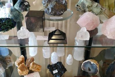WONDERSTONE GALLERY