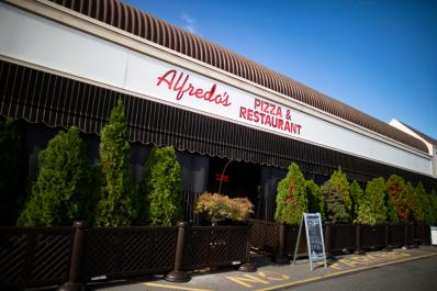 Alfredo's Exterior