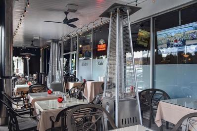 Alfredo's Outdoor Dining