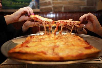 Arcaro & Genell Pizza Tray