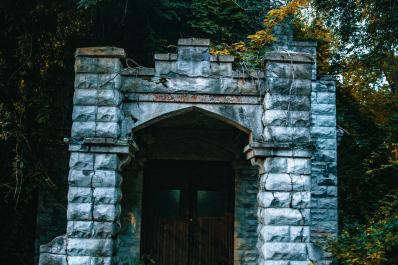 FOREST HILL CEMETERY