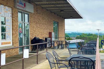 JITTY JOE'S ICE CREAM outdoor dining