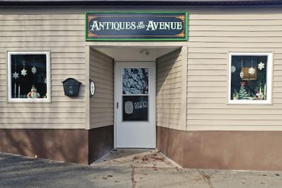 Antiques on the Avenue