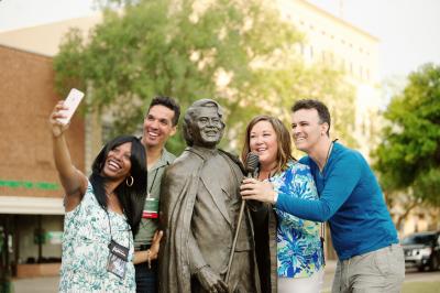 James Brown Statue - Group