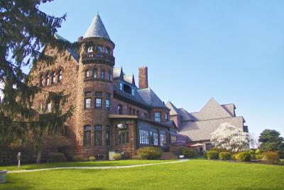 finger-lakes-belhurst-geneva-exterior