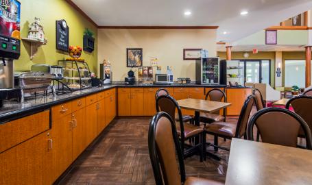 Breakfast Room