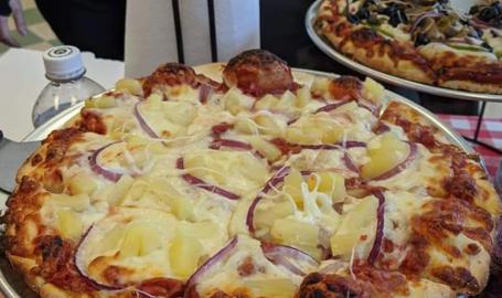Burns Family Pizzeria DeMotte