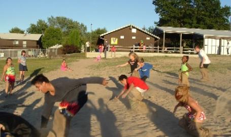 Yogi Camp Jellystone Hotel Portage Sack Races