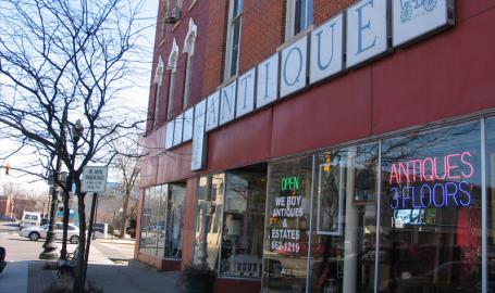 City of Crown Point Shopping Antiques