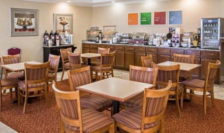 Comfort Inn Hotel Hebron breakfast