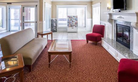 Comfort Inn Hotel Hebron lobby