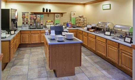 Country Inn & Suites Hotel Portage Breakfast