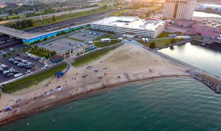 East Chicago Marina Jeorse Beach