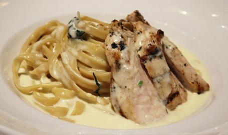 Fettuccine Alfredo at Bugatti's in Ameristar Casino East Chicago