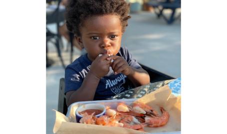 Goblin and the Grocer child eating