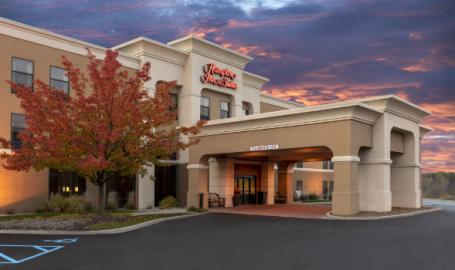 Hampton Inn & Suites Hotel Valparaiso Exterior