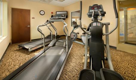 Holiday Inn Express Schererville Hotel fitness room