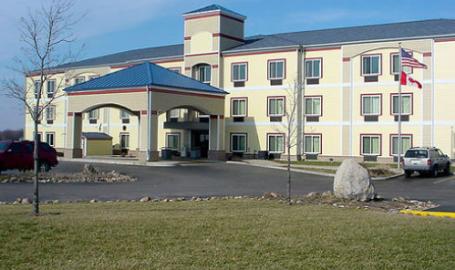 Holiday Inn Express Hotel Rensselaer Exterior