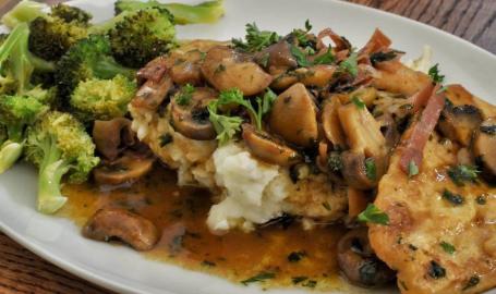 Theo's Chicken Marsala