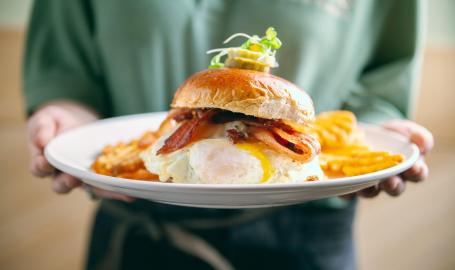 Avgo Bacon & Egg Sandwich