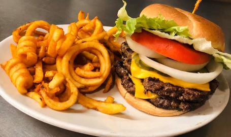 Kniman Bar and Grill