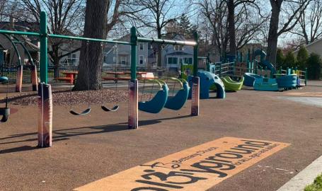LaPark Playground swings