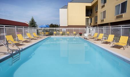 Fairfield Merrillville Outdoor Pool