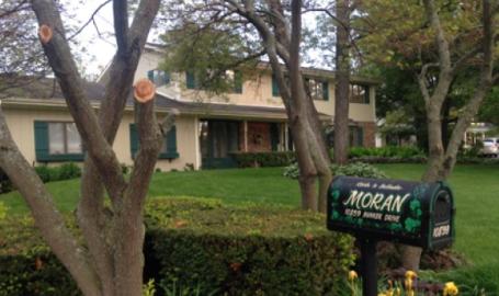 Moran Inn DeMotte B&B exterior