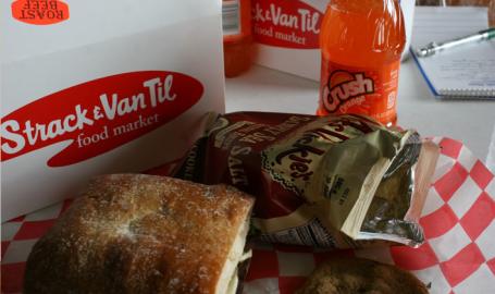 Strack and Van Til Shopping Highland Boxed Lunch