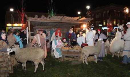 Valparaiso Community Festivals and Events Things to Do Holly Days