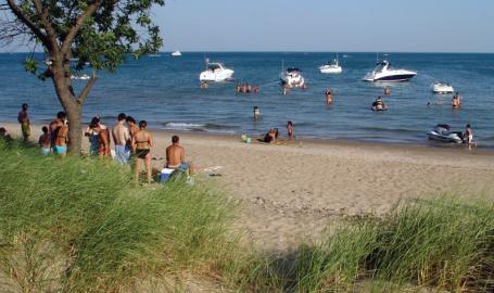 Whihala Beach Whiting swimming and boating