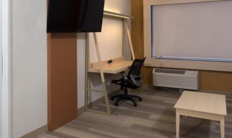 Room4