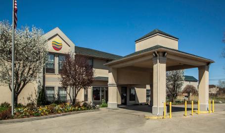 Comfort Inn Hotel Michigan City exterior