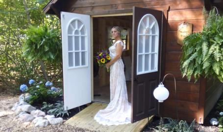 Friendship Botanic Gardens wedding bride