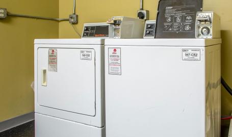 Quality Inn Hotel Merrillville laundry