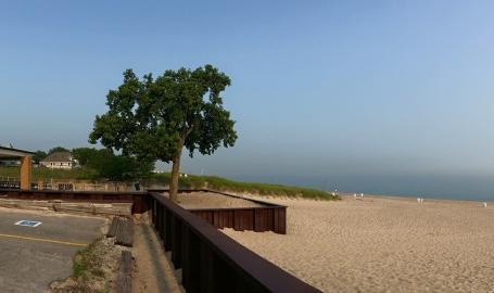 Wells Street Beach