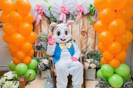 Free Pictures with the Easter Bunny at Baxter’s Mercantile