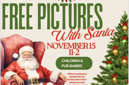 Pictures with Santa at Baxter's Mercantile