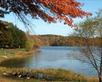 wyandotte county lake